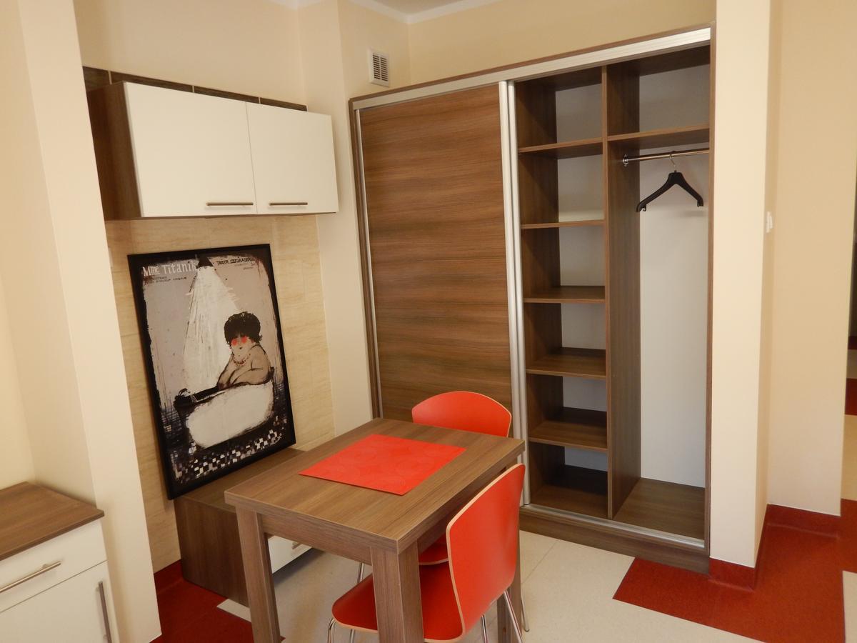 לובלין Hostel Sklodowska מראה חיצוני תמונה